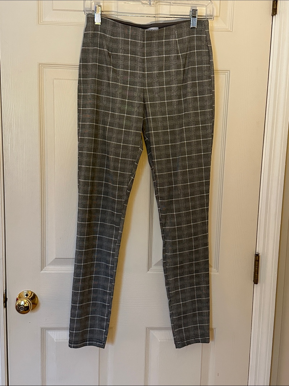 Calvin Klein Gray Plaid Skinny Dress Pants size 4